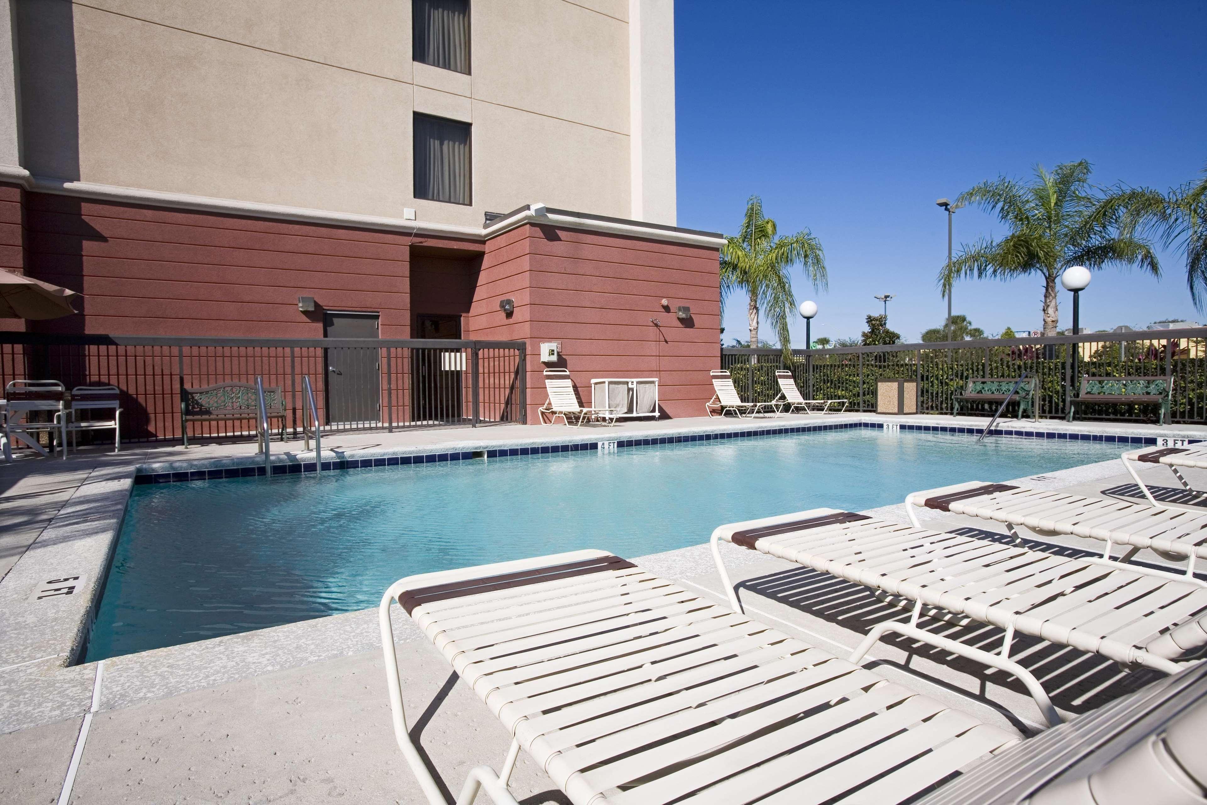 Hampton Inn&Suites Orlando International Drive North Facilidades foto