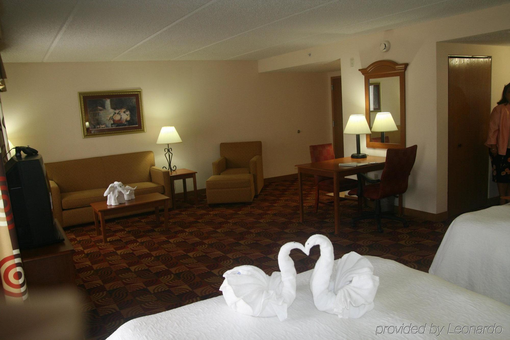 Hampton Inn&Suites Orlando International Drive North Habitación foto